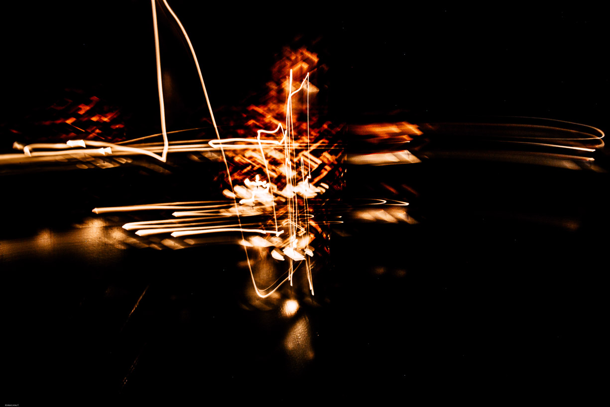 AMETOENYENOU Cédric - 4 Danse électrique